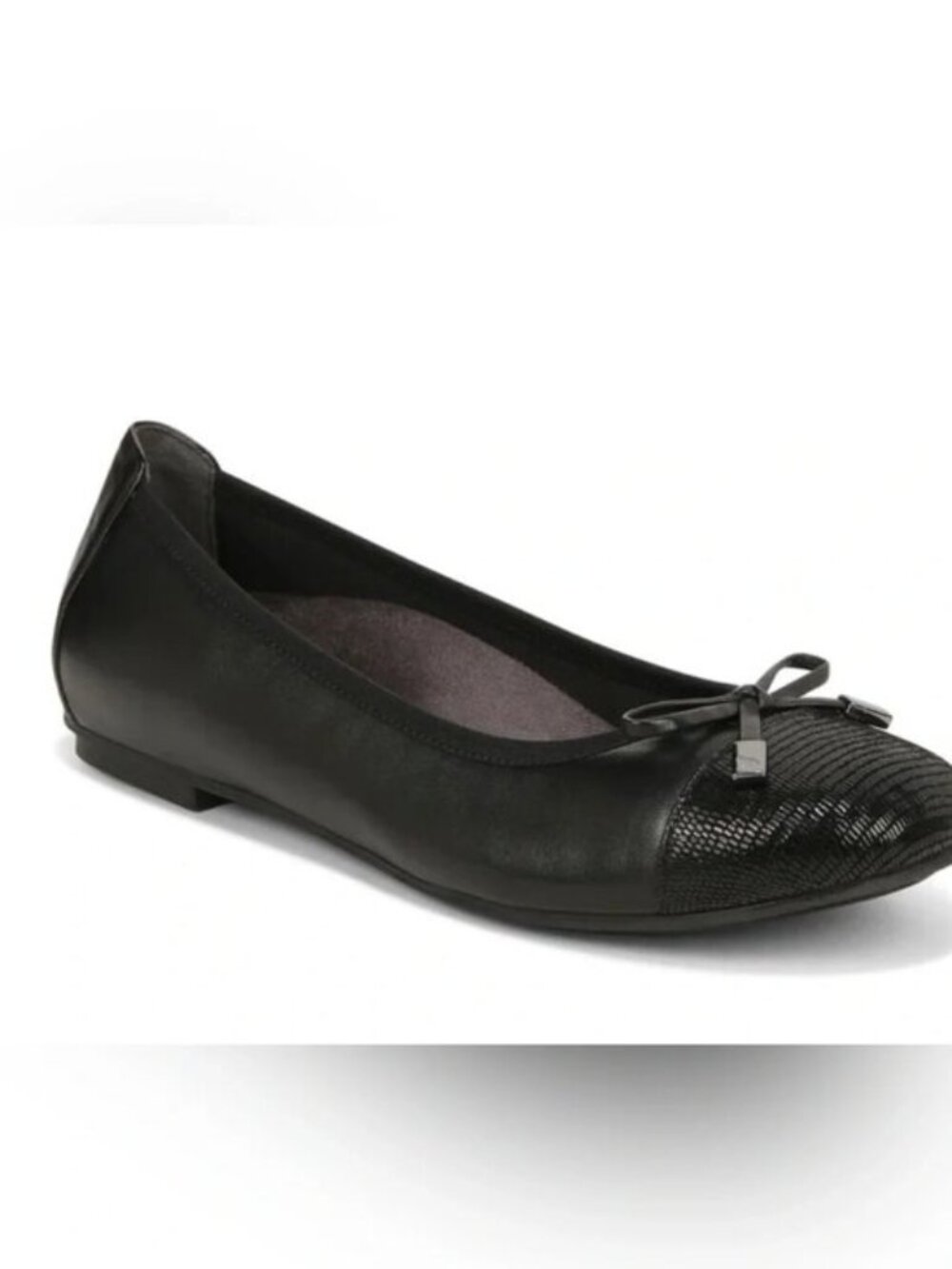EUC Vionic "Minna" Black Ballet Flat Size 9